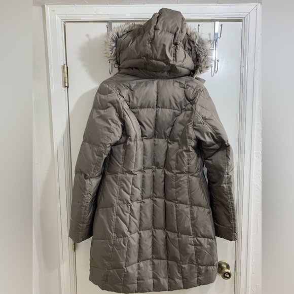 Eddie wBauer, Winter Jacket, Womens Knee Length Small with Faux Fur Lined Hood - Picture 3 of 5